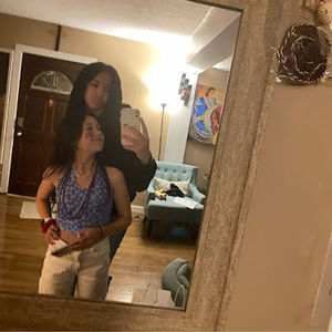 Meet your Posher, Ava